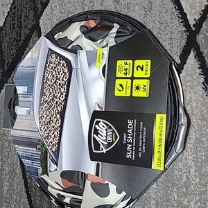 AUTO DRIVE LEOPARD PRINT TWIST SUN SHADE